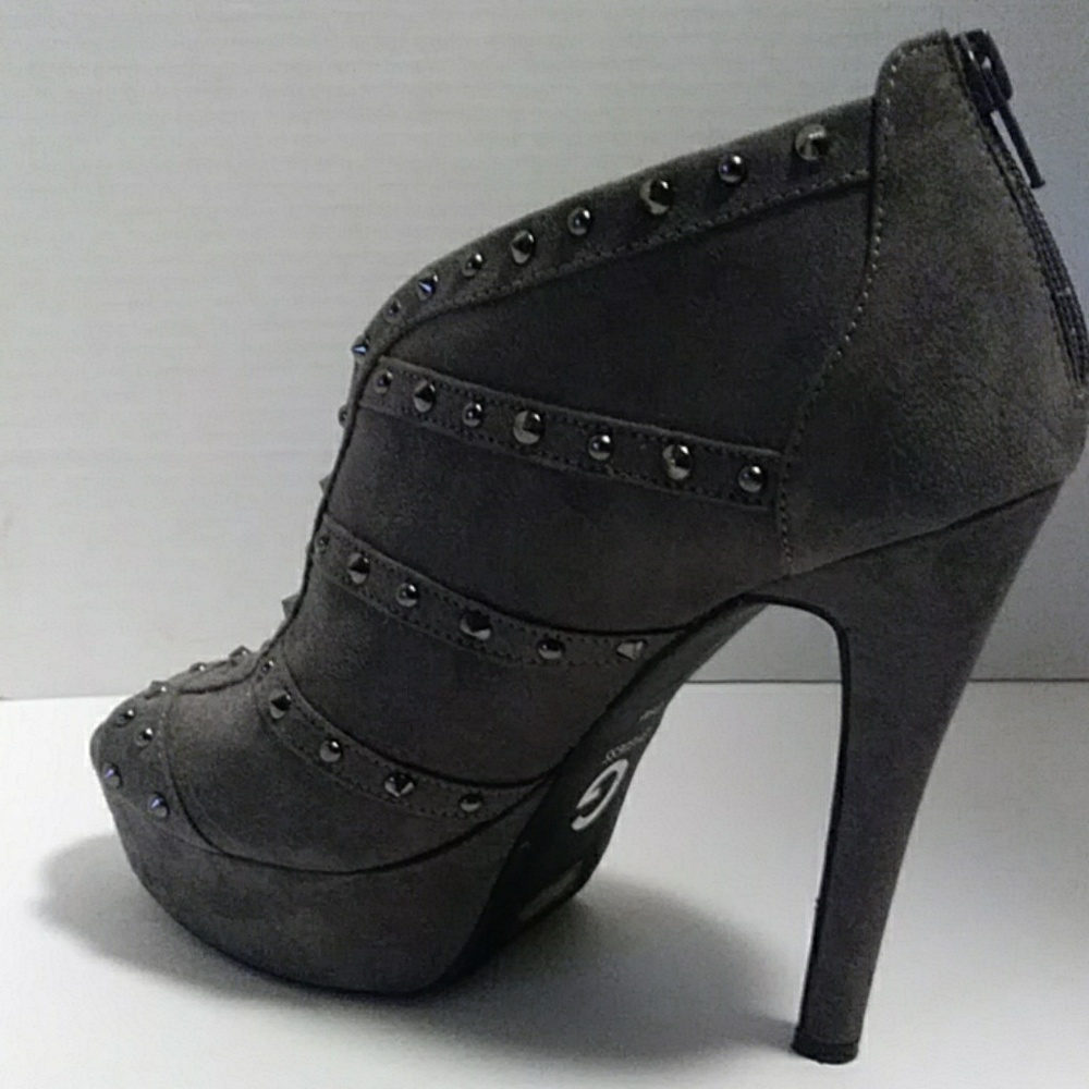 G By GUESS Studded Open Toe Pumps